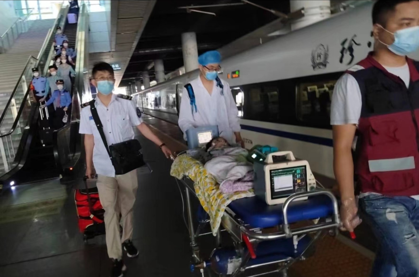 泰州高铁转运公司